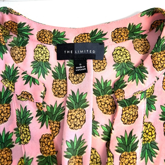 The Limited Pineapples 🍍 Sleeveless Blouse Small Peach - Picture 3 of 7